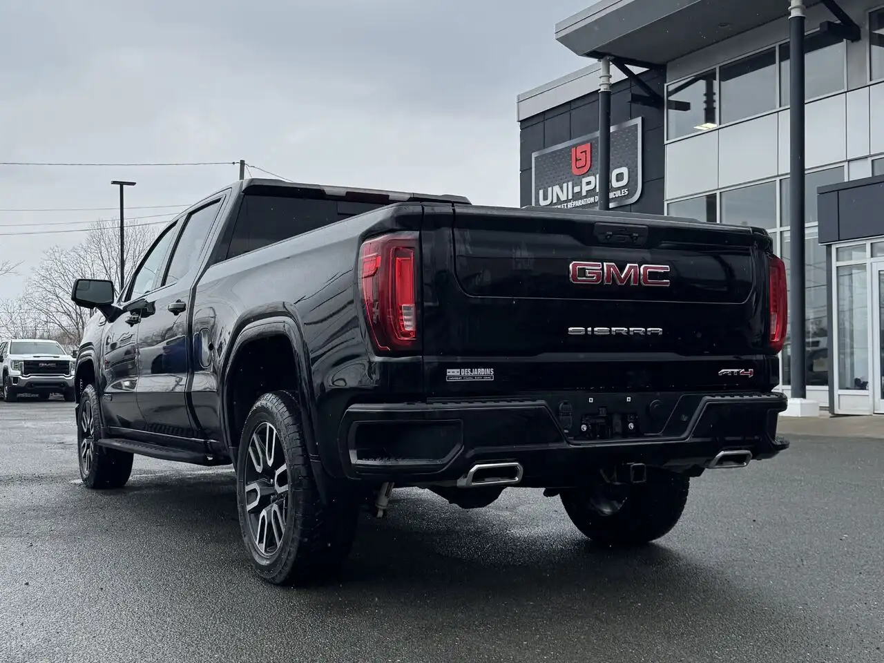 GMC Sierra 1500 снимка GMC Sierra 1500