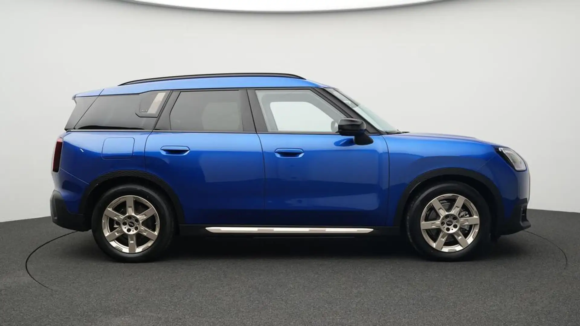 MINI Countryman SE All4 Favoured Trim Bleu - 2