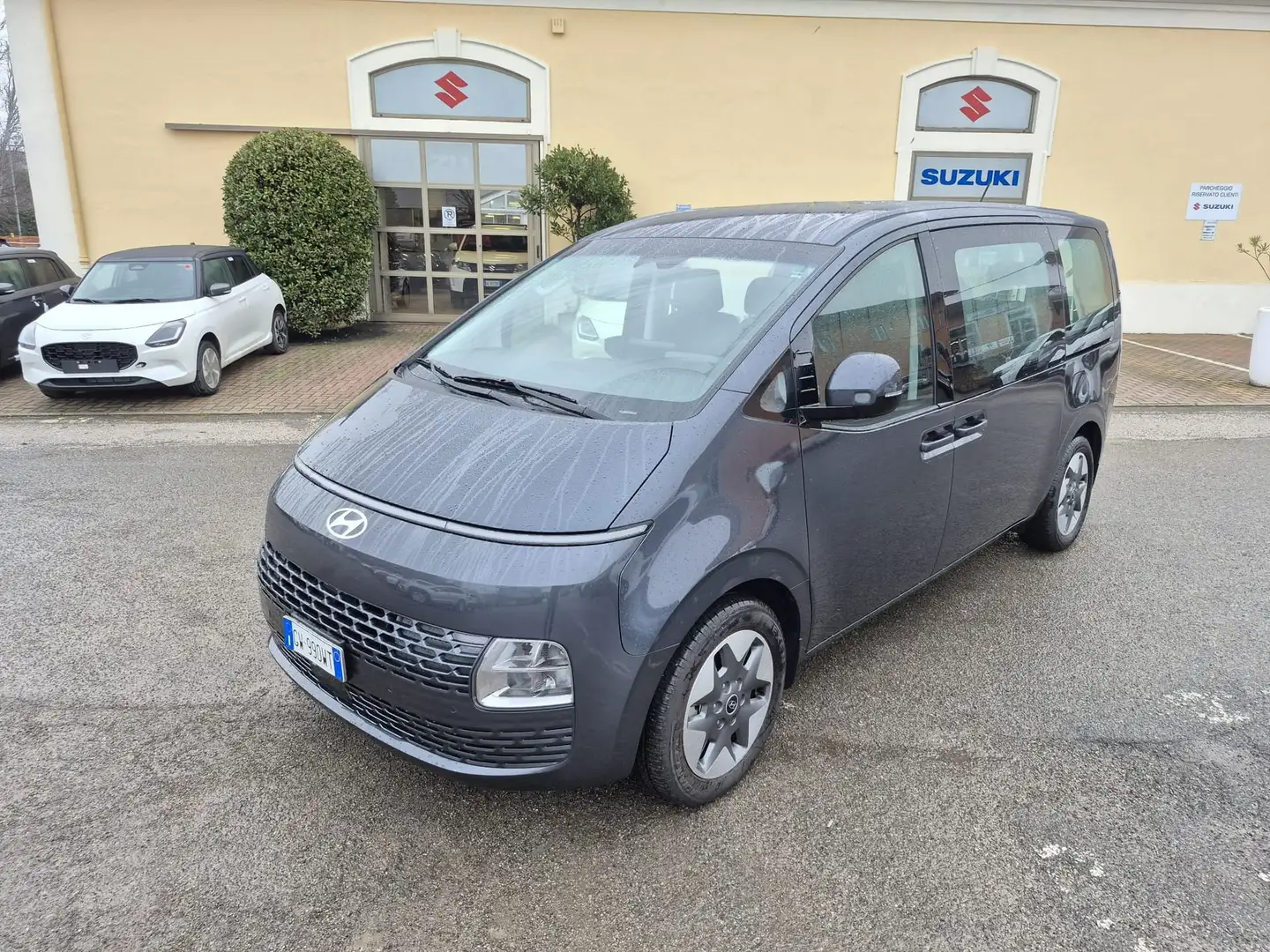 Hyundai STARIA Staria 1.6 hev Wagon 2wd auto - 1