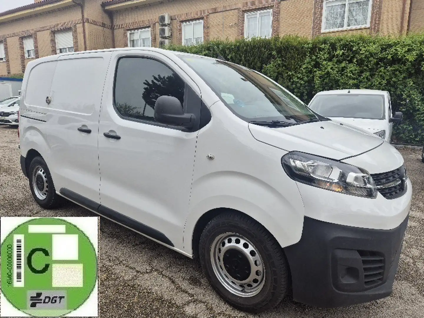 Opel Vivaro Furgón 1.5D M Carga Standard Express 100 Blanco - 2