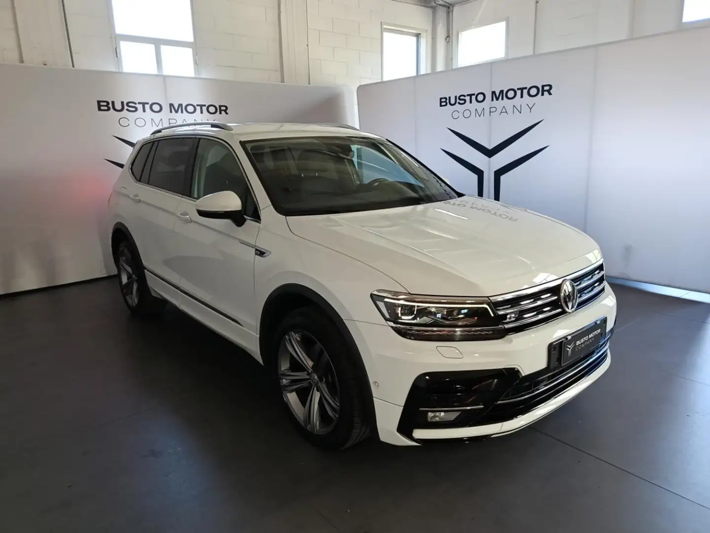 Volkswagen Tiguan 2.0 TDI DSG Advanced BlueMotion R-Line exterior Blanc - 1