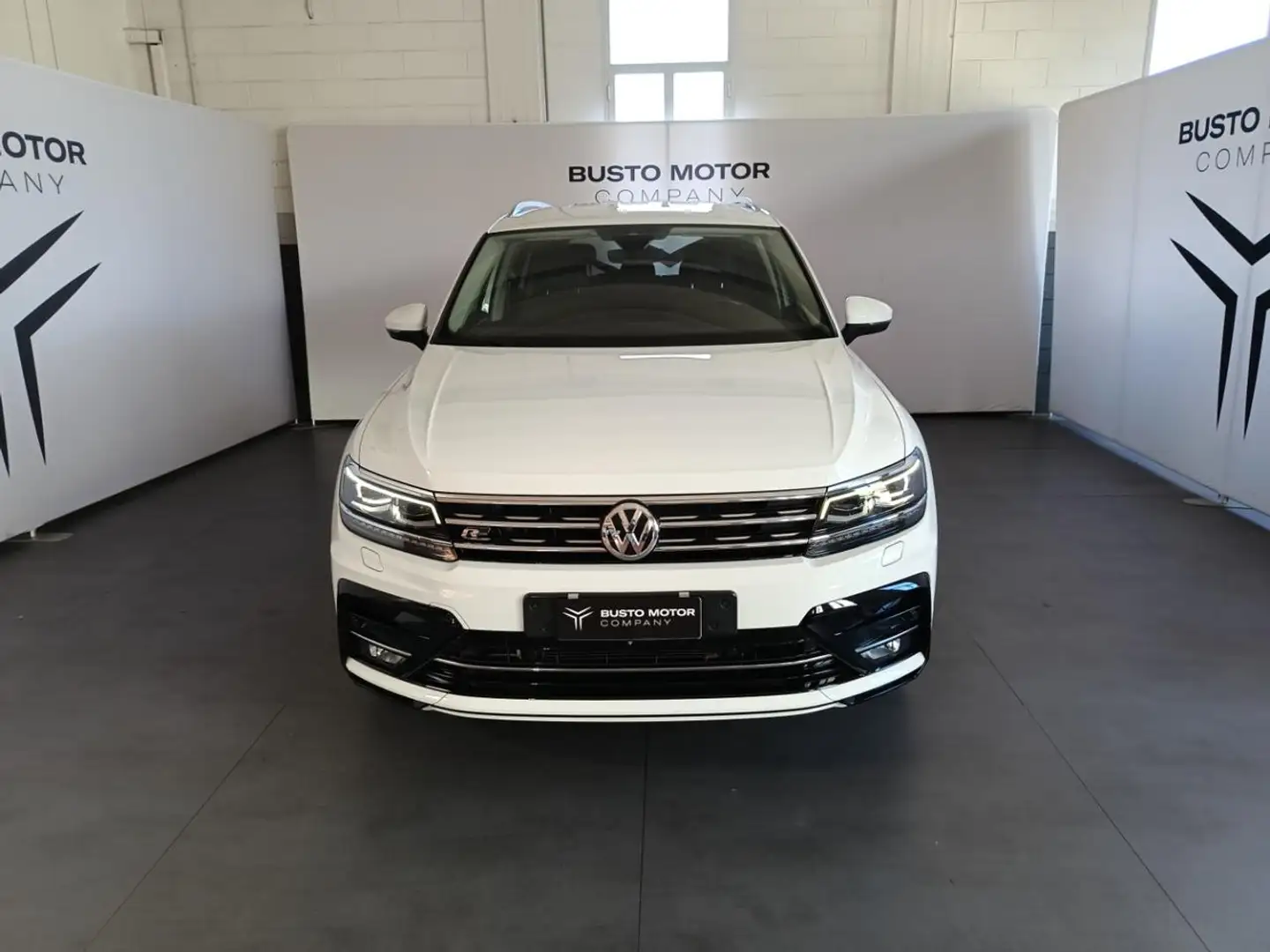 Volkswagen Tiguan 2.0 TDI DSG Advanced BlueMotion R-Line exterior Blanc - 2