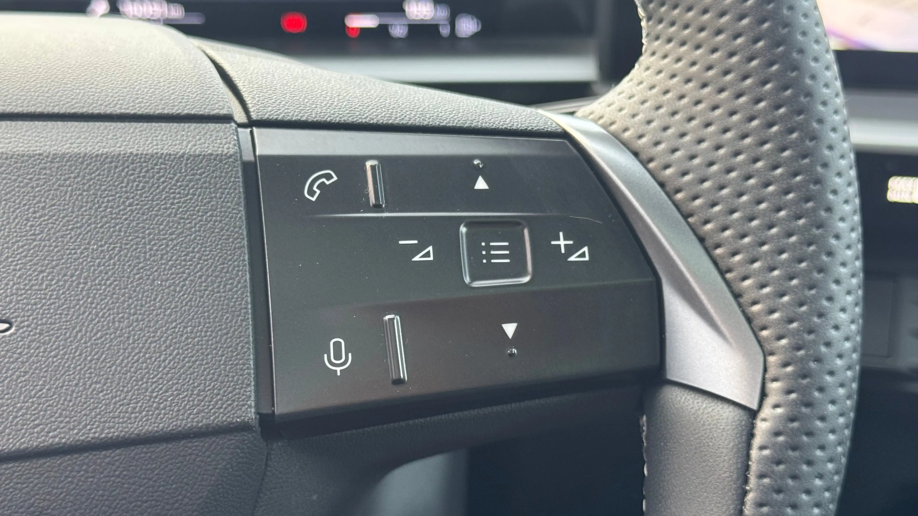 Opel Grandland 1.6 TURBO PLUG-IN HYBRID 195PK ULTIMATE GS AUTOMAA — photo 33