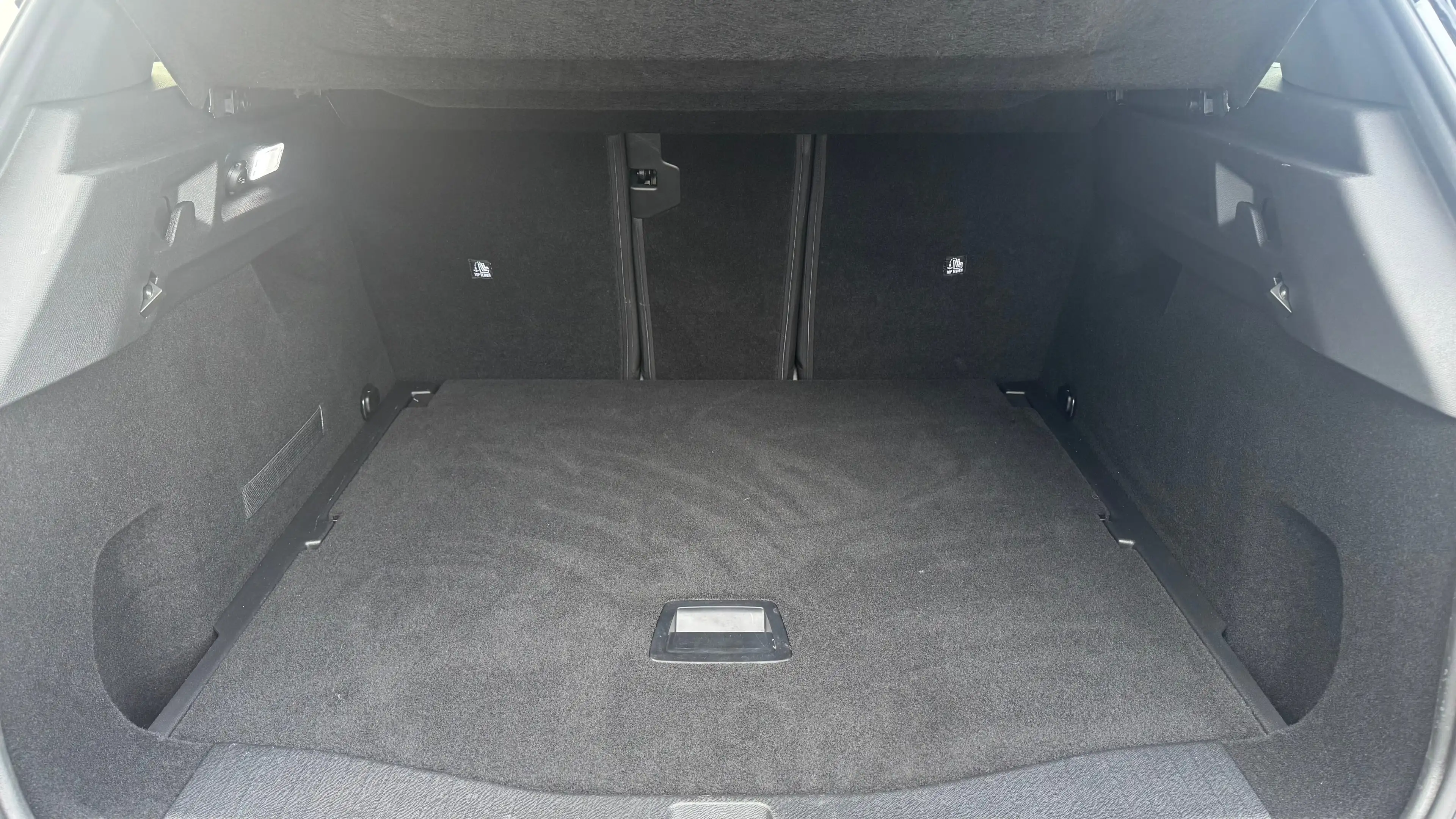 Opel Grandland 1.6 TURBO PLUG-IN HYBRID 195PK ULTIMATE GS AUTOMAA — photo 21