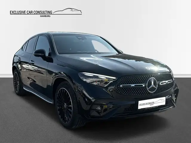 Mercedes-Benz GLC view 3