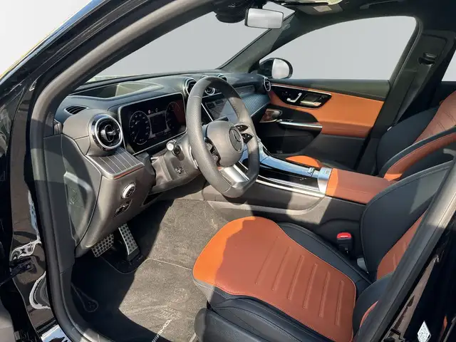 Mercedes-Benz GLC view 8