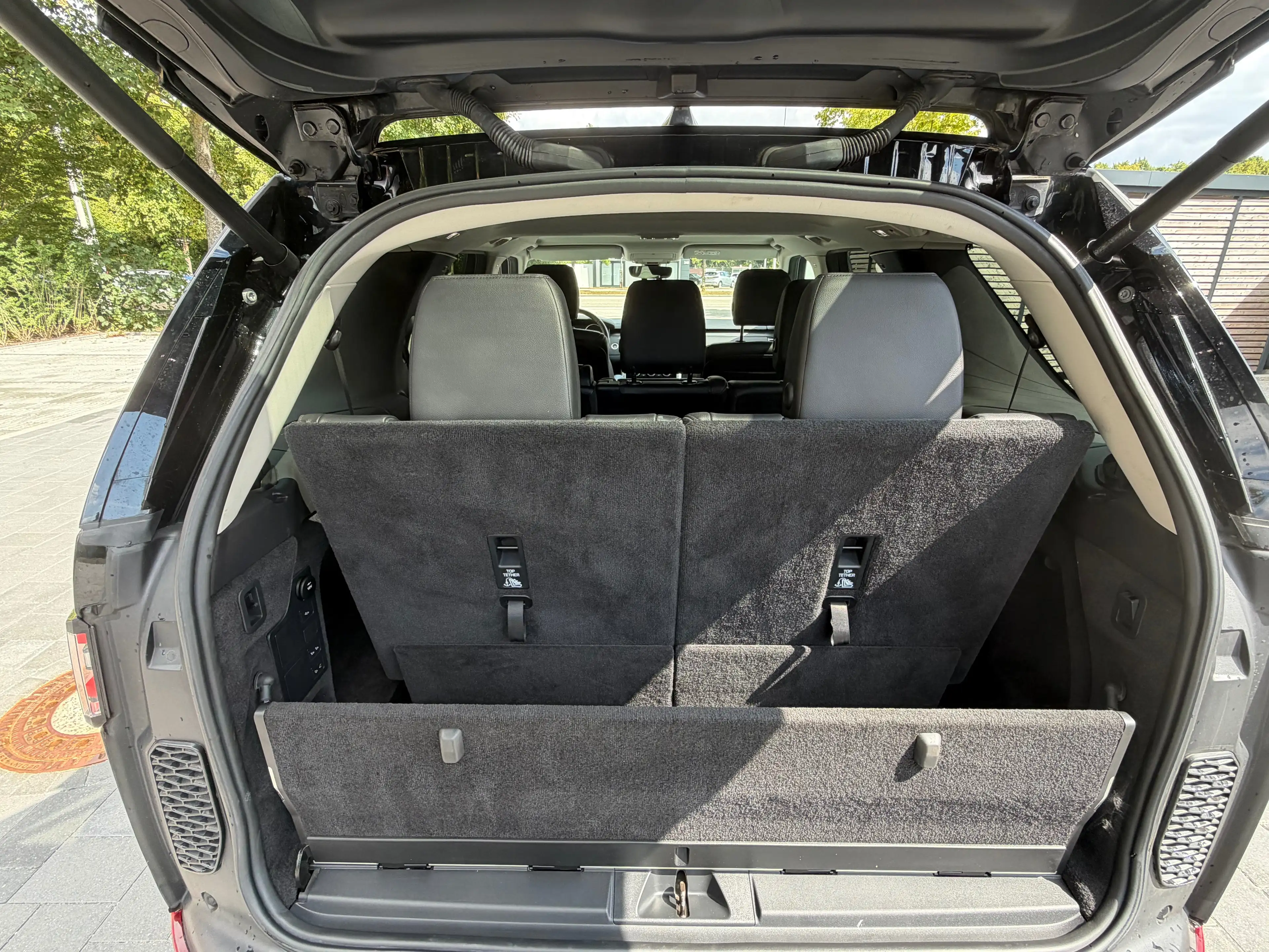 Land Rover Discovery HSE SD4 / 7 SITZE / TÜV NEU / TOP AUSSTATTUNG — photo 10