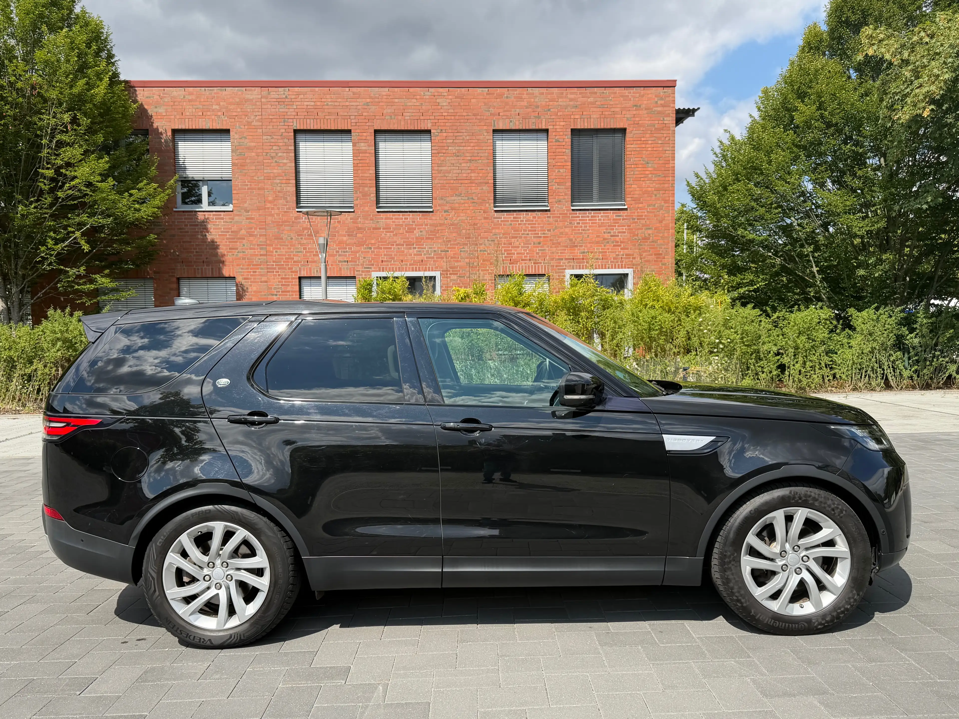 Land Rover Discovery HSE SD4 / 7 SITZE / TÜV NEU / TOP AUSSTATTUNG — photo 6