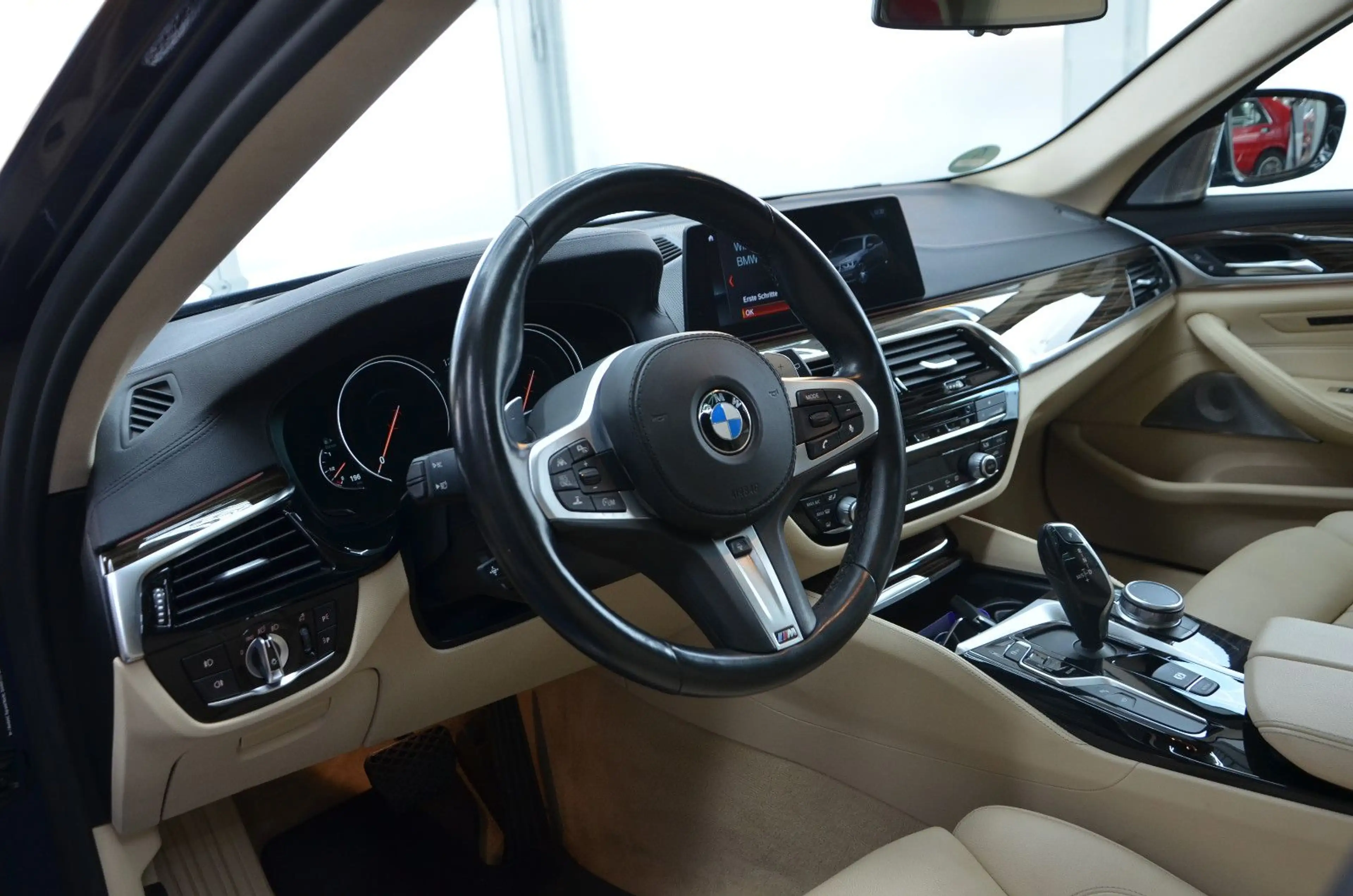 BMW 540 d xDrive Luxury Line Touring *PANORAMA*LED* — photo 10