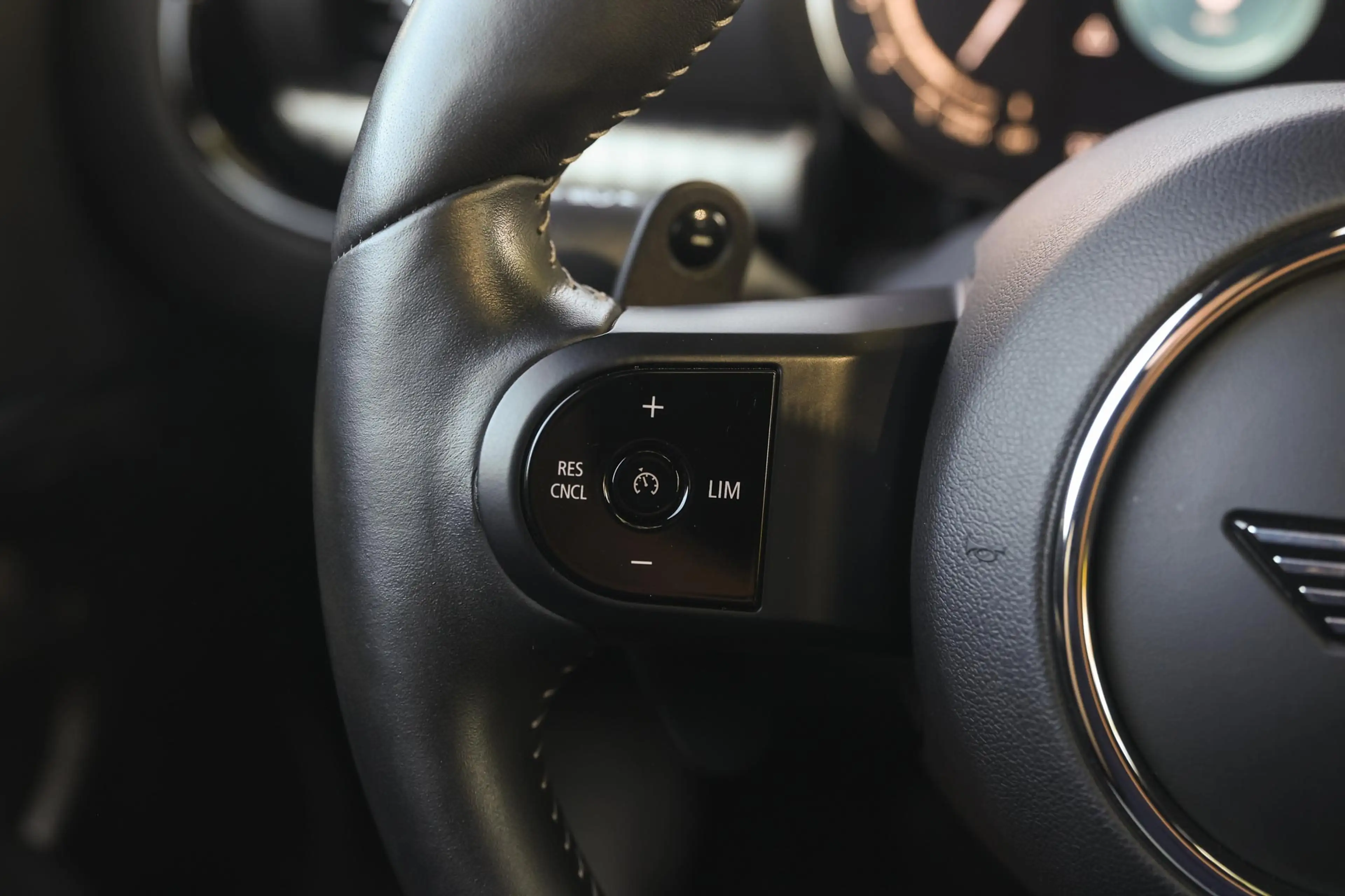 MINI Cooper S Clubman Automaat / Panoramadak / Comfortstoelen / Comfort — photo 15