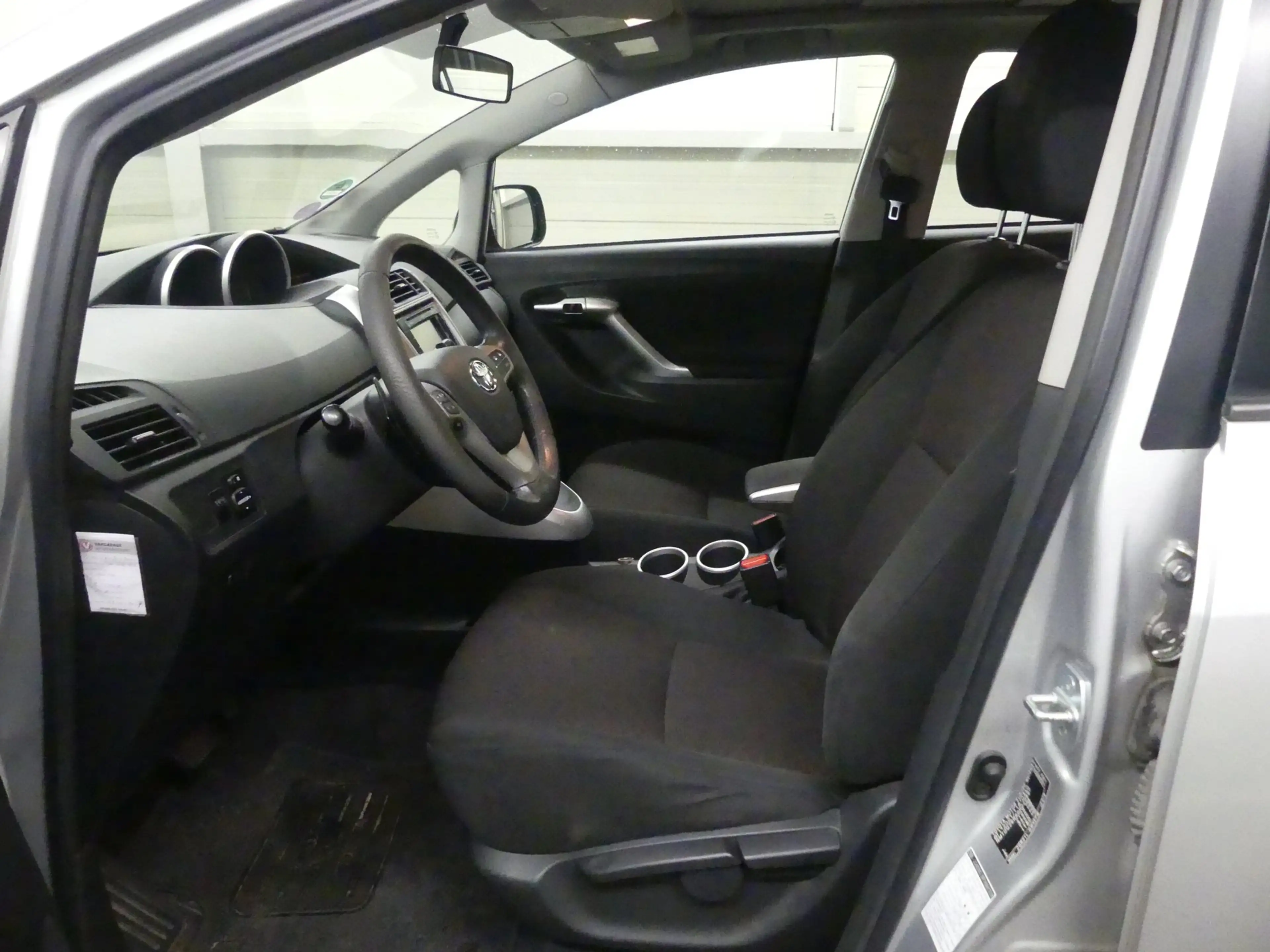 Toyota Verso 1.8 VVT-i Business Limited - Automaat - Trekhaak — photo 2