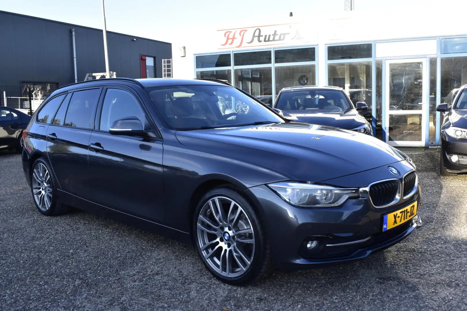 BMW 320 3-serie Touring 320i Sport Gris - 1