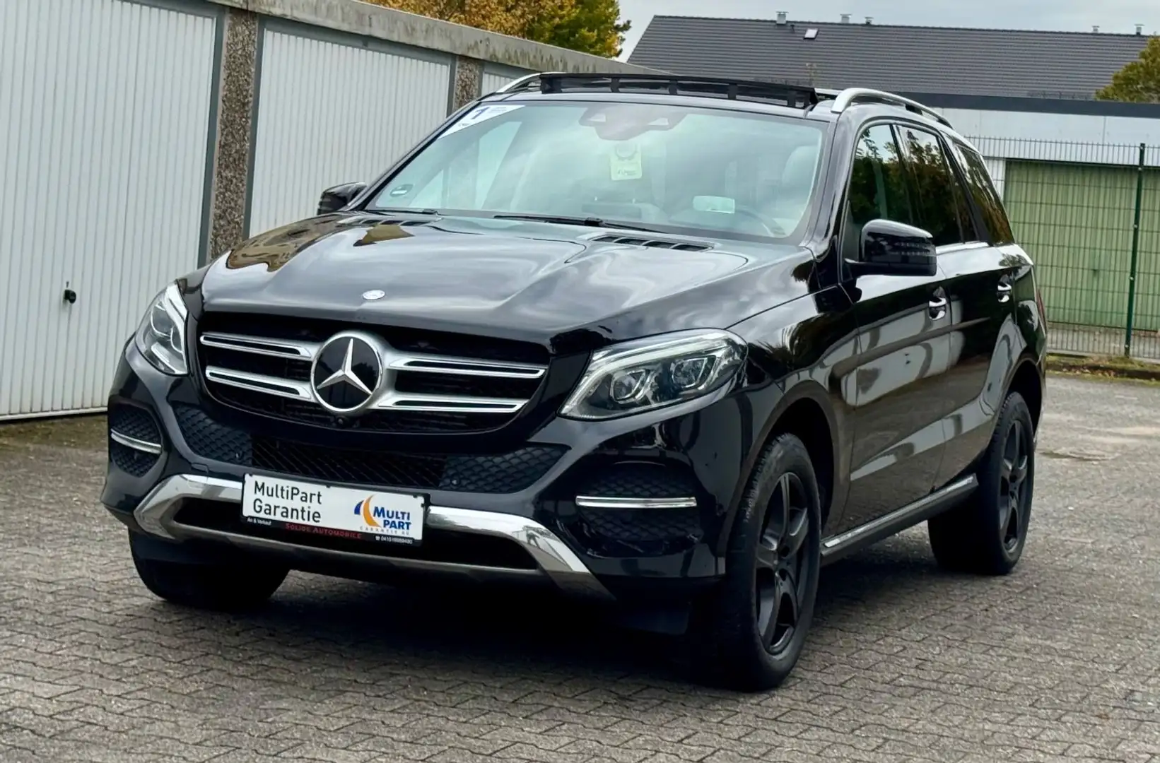 Mercedes-Benz GLE 350 d 4Matic Schwarz - 2