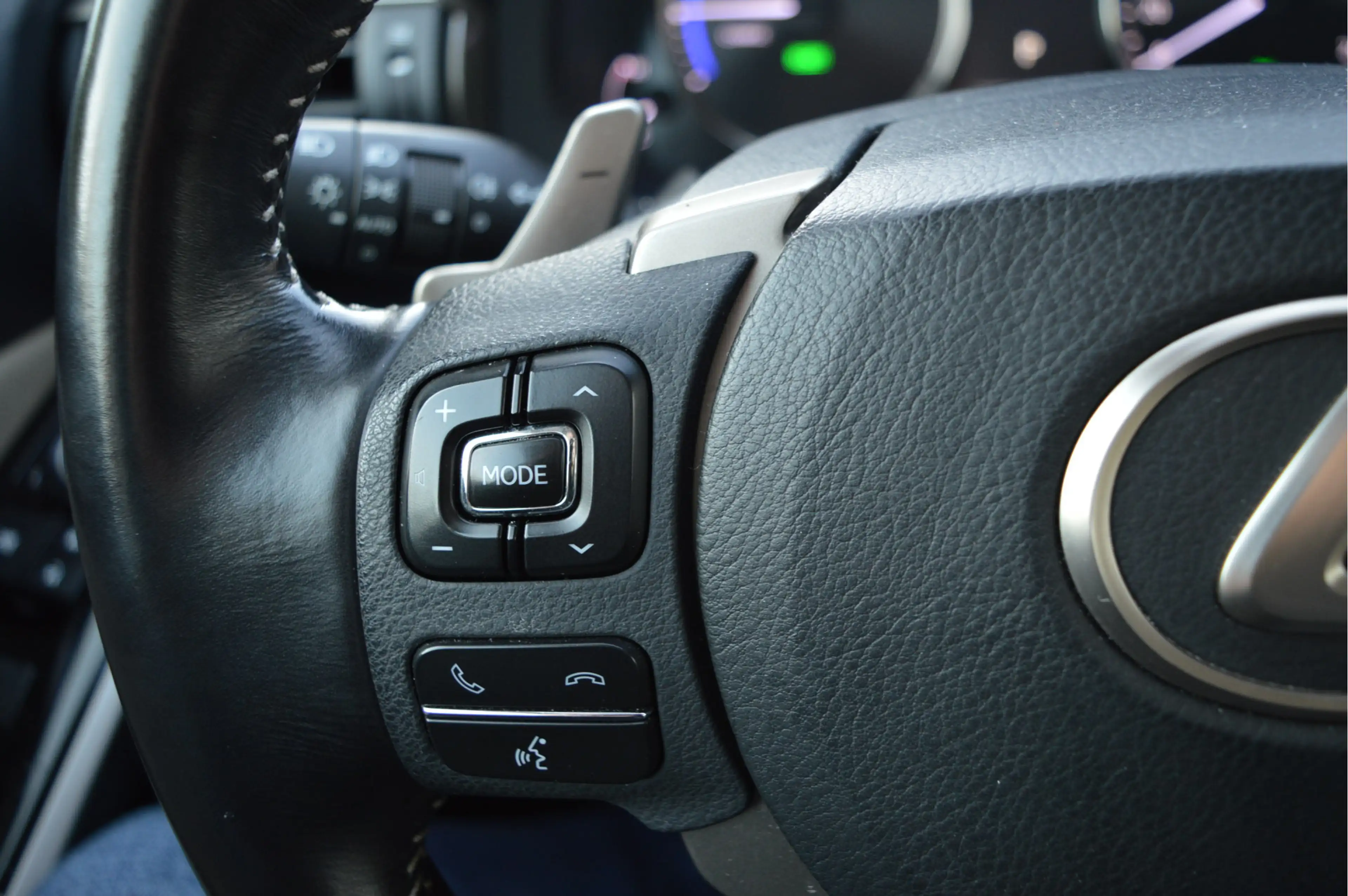 Lexus IS 300 300h Hybrid Busn Line Nap / Lederen bekleding / Le — photo 12