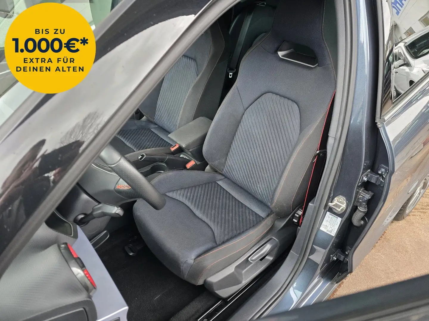 SEAT Arona FR*KLIMAA.*KAMERA*LED*CARPLAY-NAVI* Grau - 2