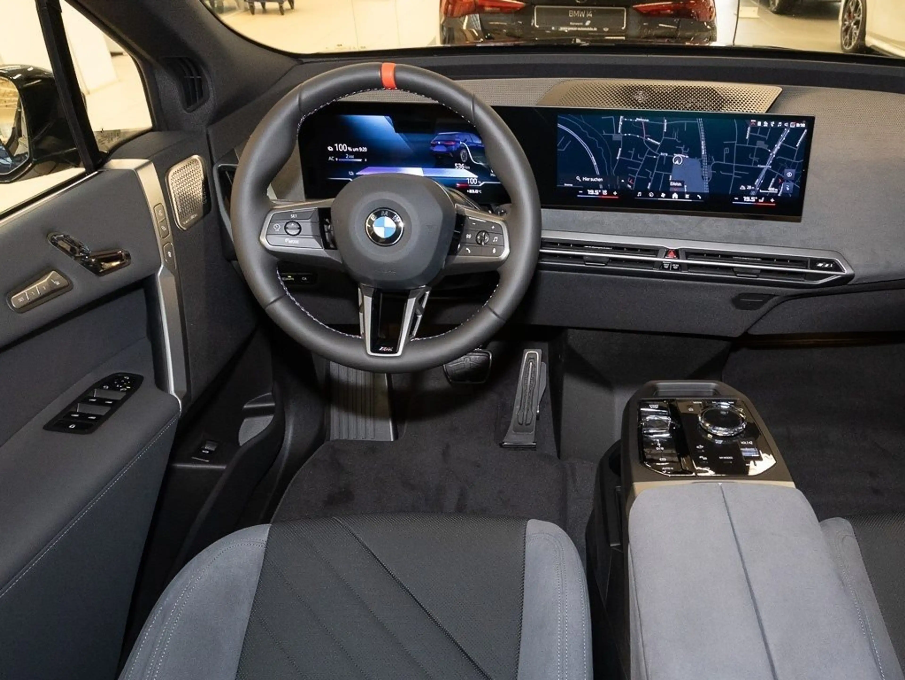 BMW iX M70 xDrive M Sport HUD PANO ACC AHK RFK NAVI — photo 6