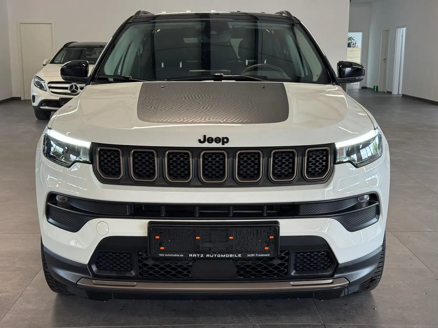 Jeep Compass Upland PHEV 4WD+NAV+LED+KAM+ACC+VIRTUAL Weiß - 2
