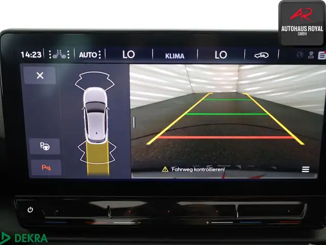 Cupra Leon view 15