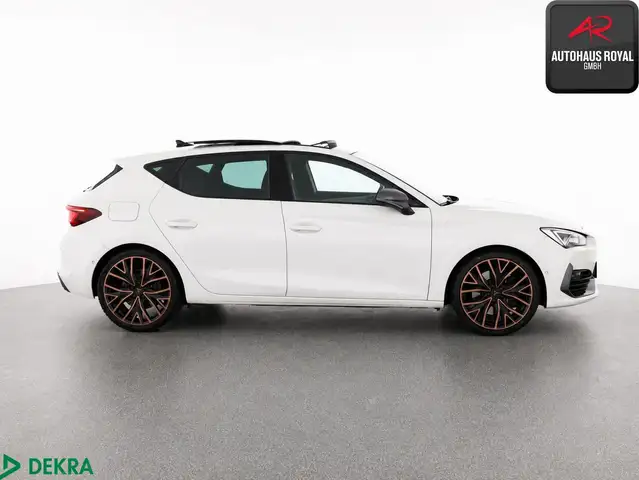 Cupra Leon view 6