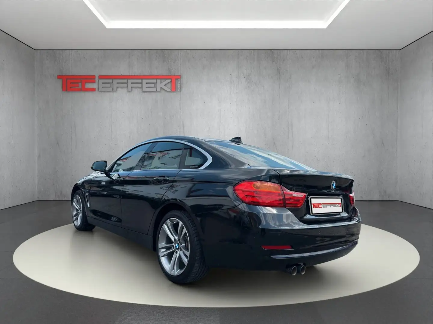 BMW 435 4 Gran Coupe 435 d xDrive Sport Line Černá - 2
