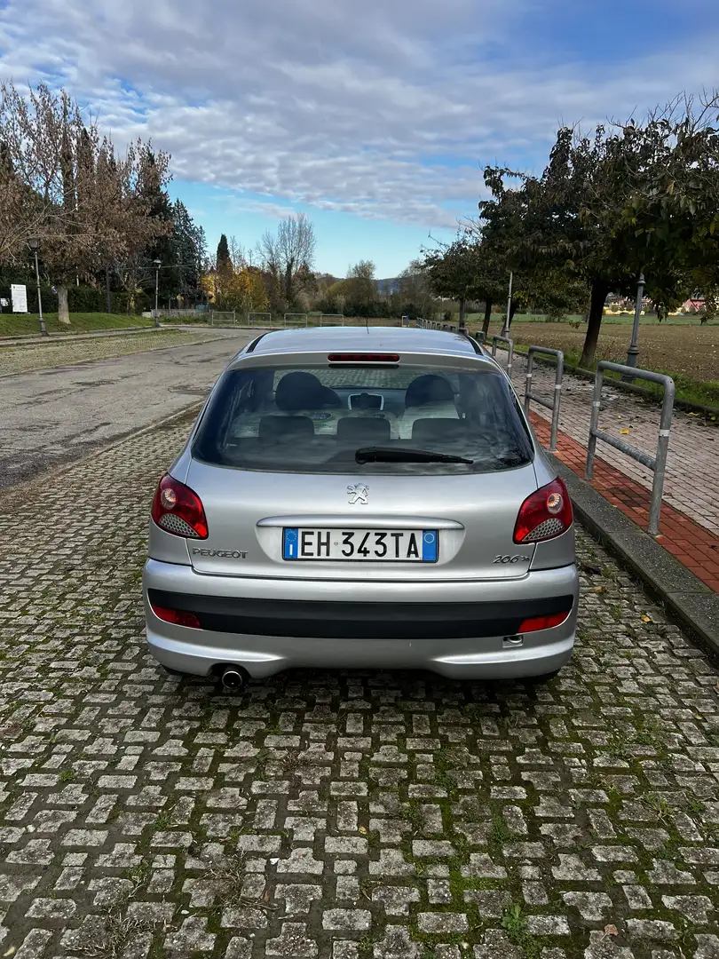 Peugeot 206 Argento - 2