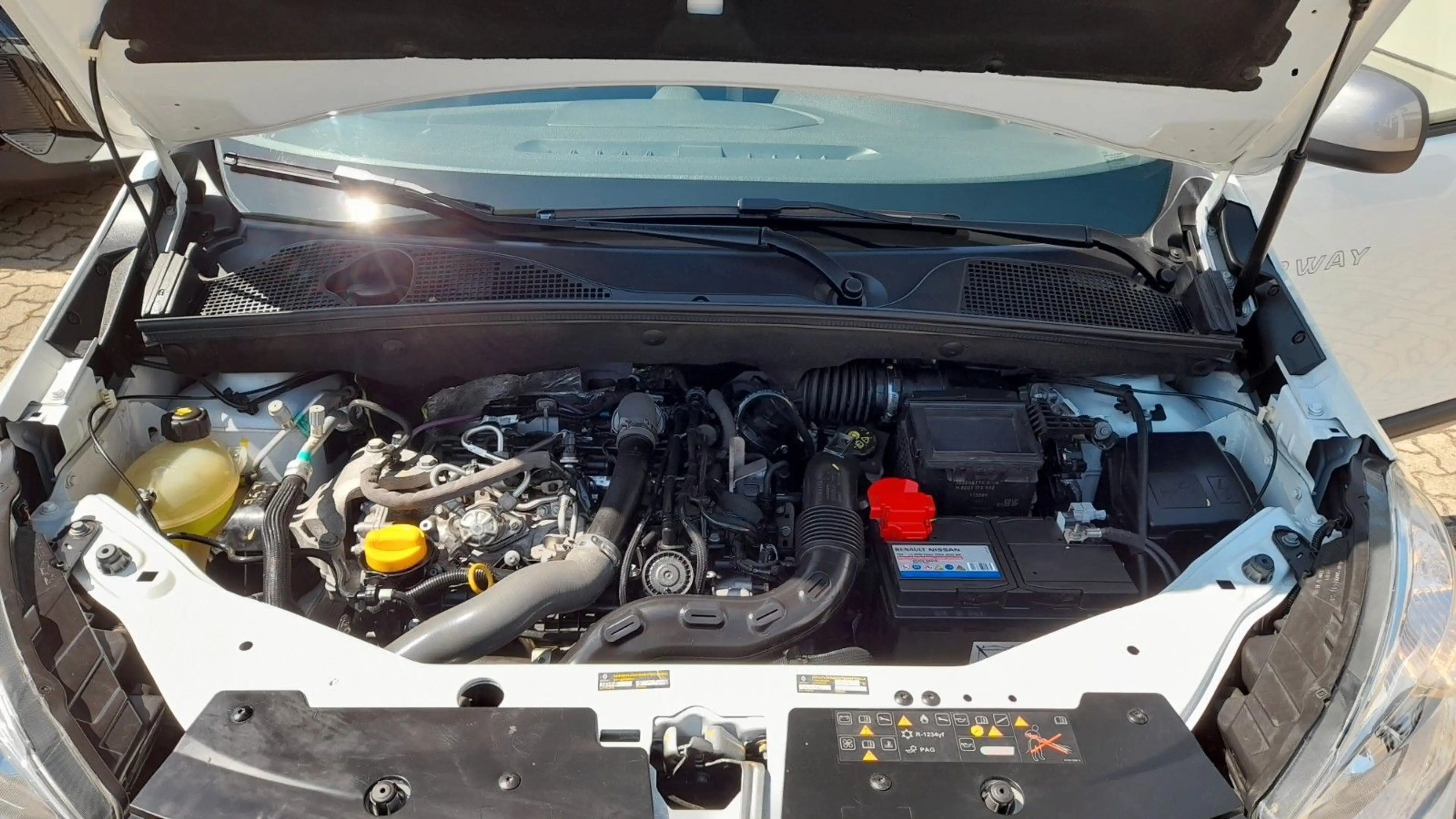 Dacia Lodgy Stepway TCe 130, Navi, AHK, Tempomat — photo 9