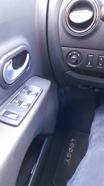 Dacia Lodgy Stepway  TCe 130, Navi, AHK, Tempomat — photo 14