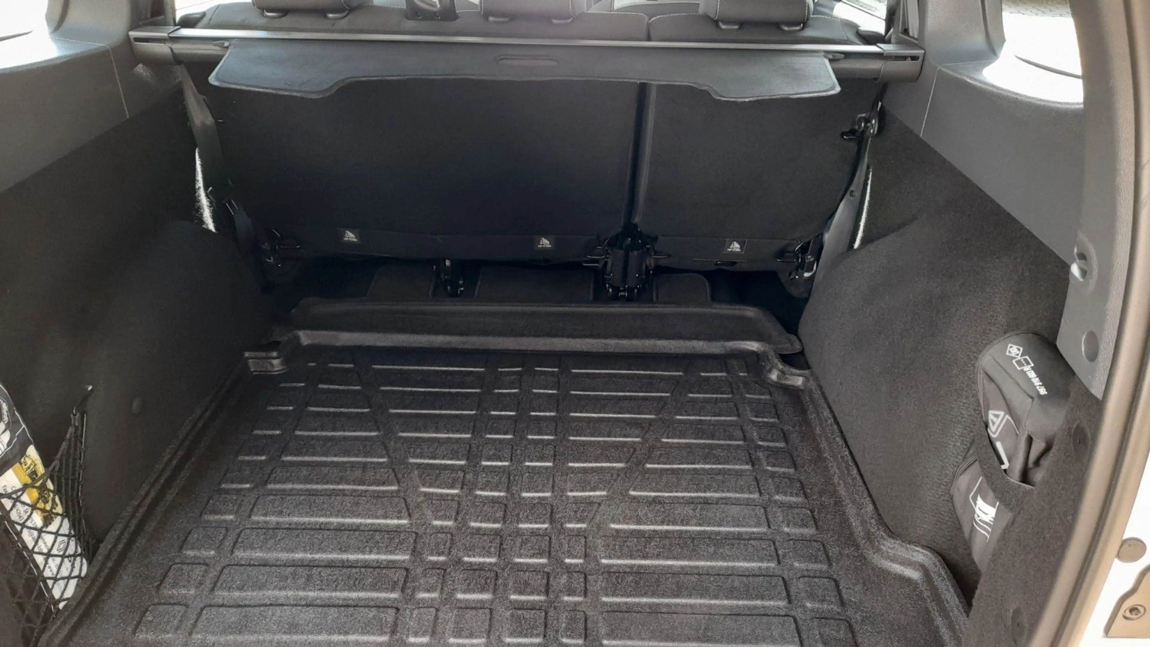 Dacia Lodgy Stepway TCe 130, Navi, AHK, Tempomat — photo 10