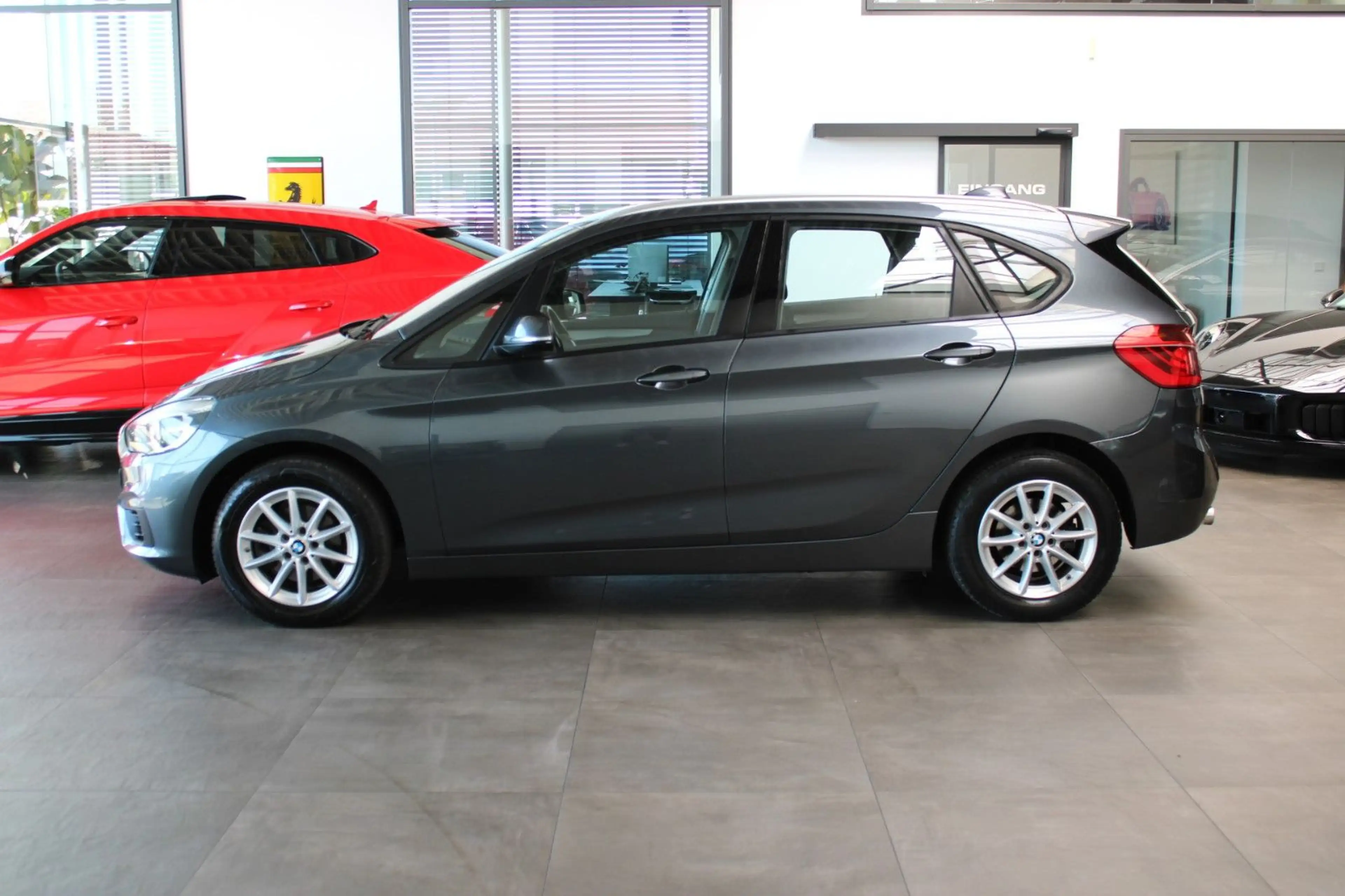 BMW 218 218D ACTIVE TOURER #ADVANTAGE #AHK #NAVI — photo 3