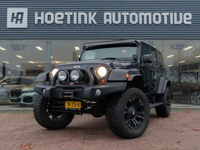 Jeep Wrangler Unlimited 3.6 Sahara | Cruise | Side step | Lier