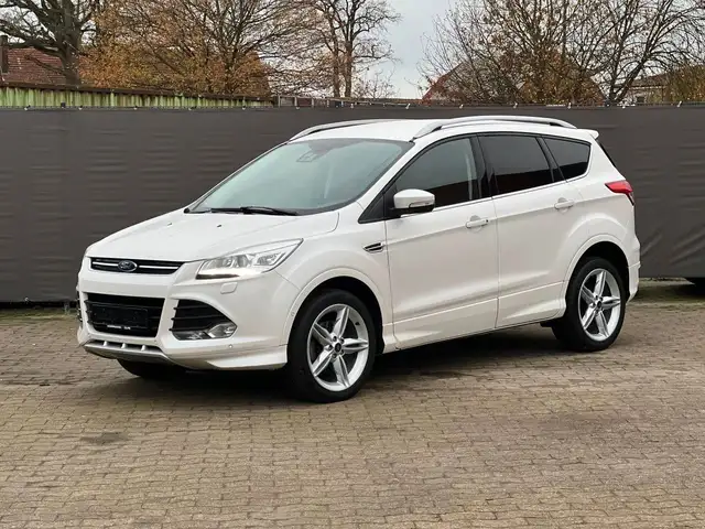 Ford Kuga Individual/AHK/Navi/PDC/RFK