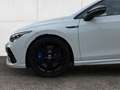 Volkswagen Golf VIII R 4Motion 2.0 TSI Pano 270km/h Navi Leder Dig Weiß - thumbnail 19