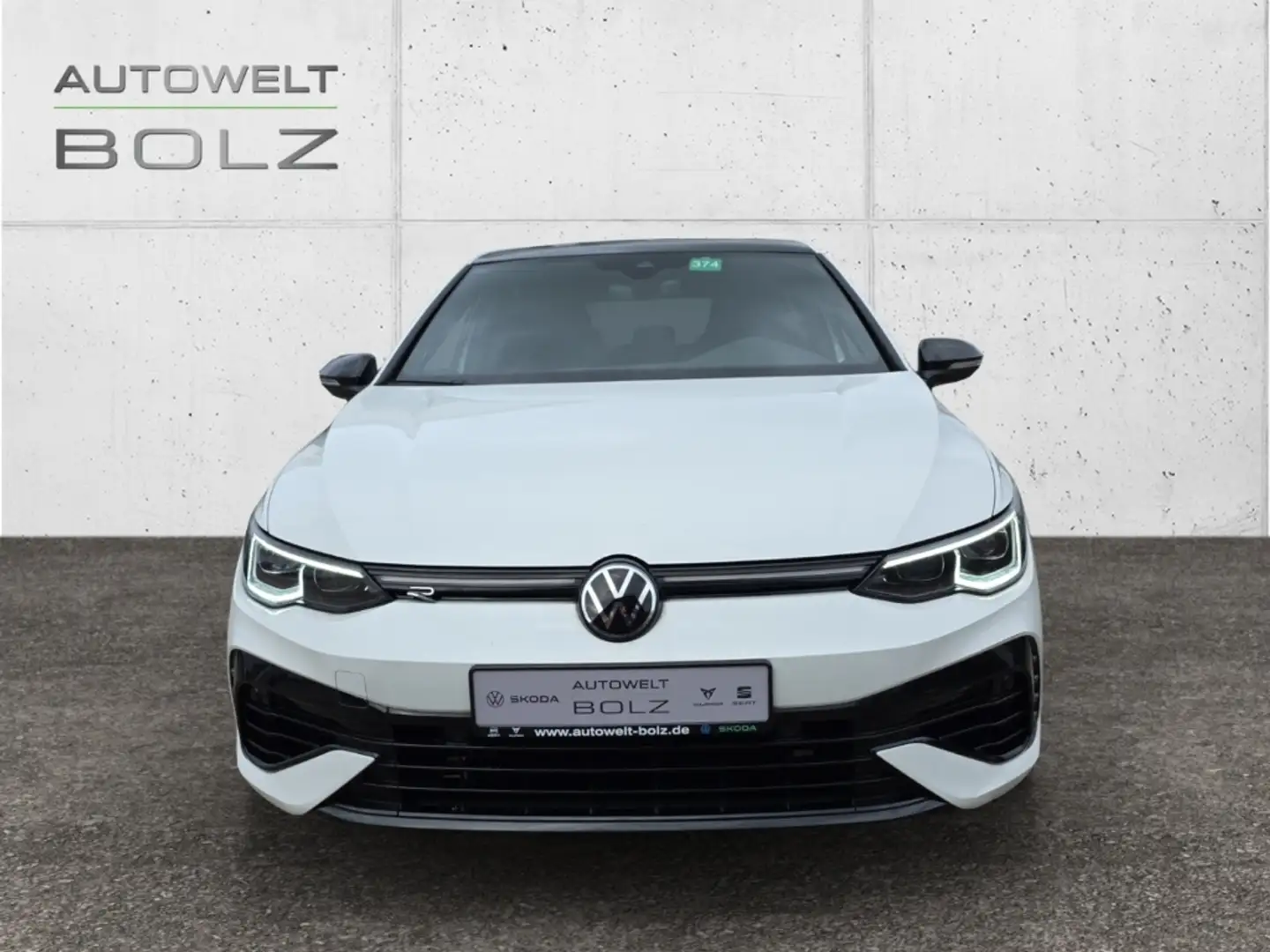 Volkswagen Golf VIII R 4Motion 2.0 TSI Pano 270km/h Navi Leder Dig Weiß - 2