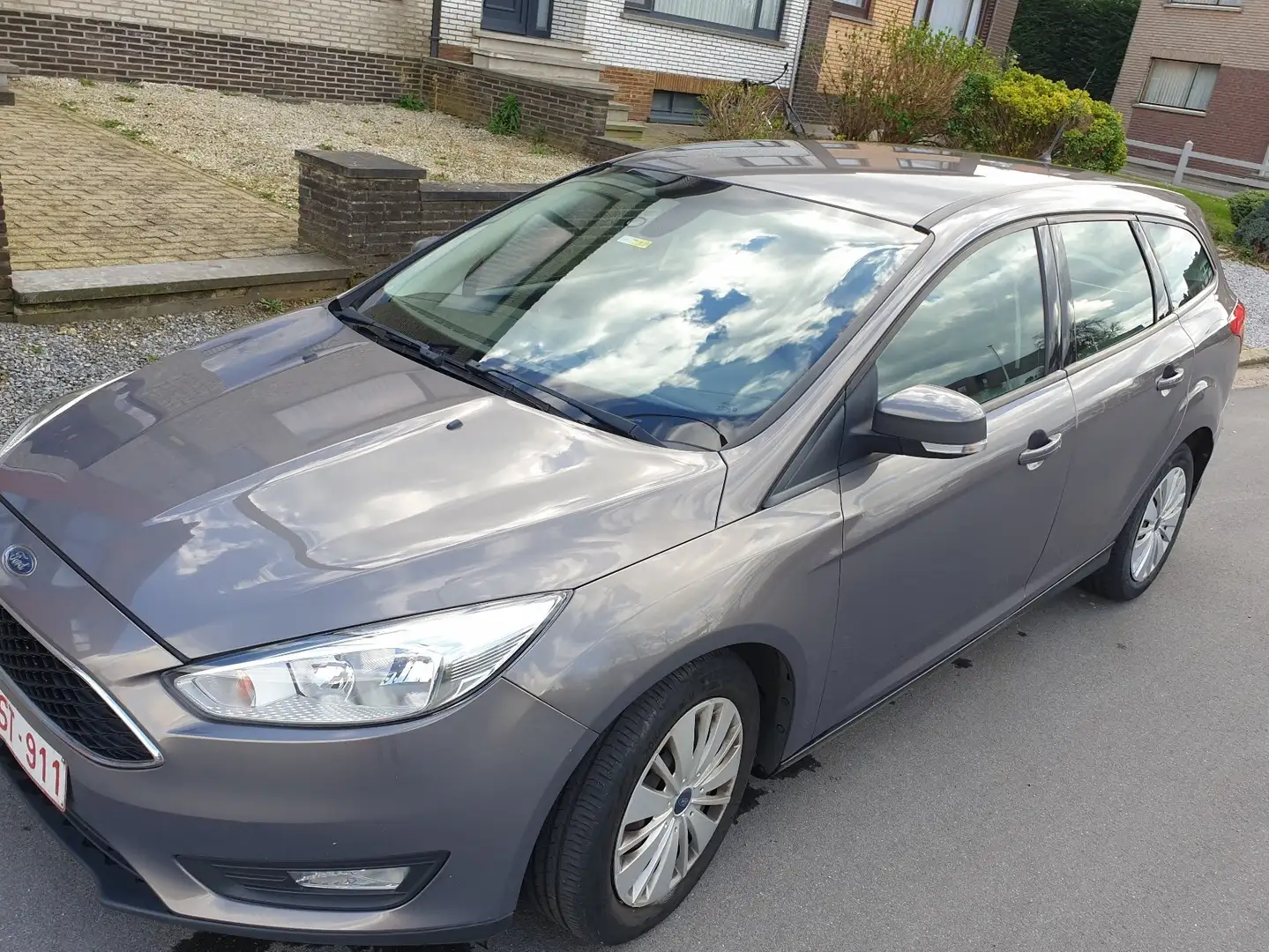 Ford Focus 1.5 TDCi Eco Boost Business Brun - 1