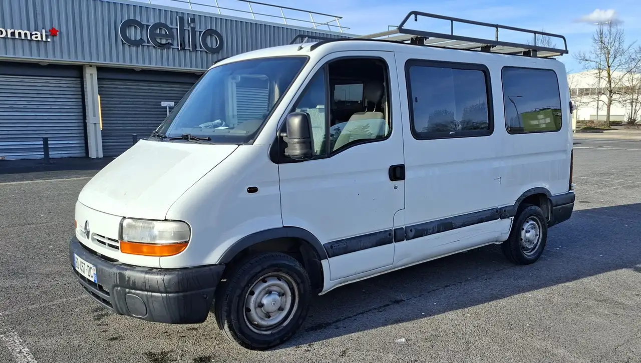 Renault Master L1H1 2.8 DTI 2.8t (9pl)