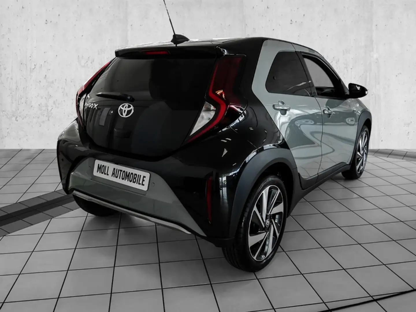 Toyota Aygo X Explore 1.0 VVT-i EU6d JBL Premium Soundsystem Grün - 2