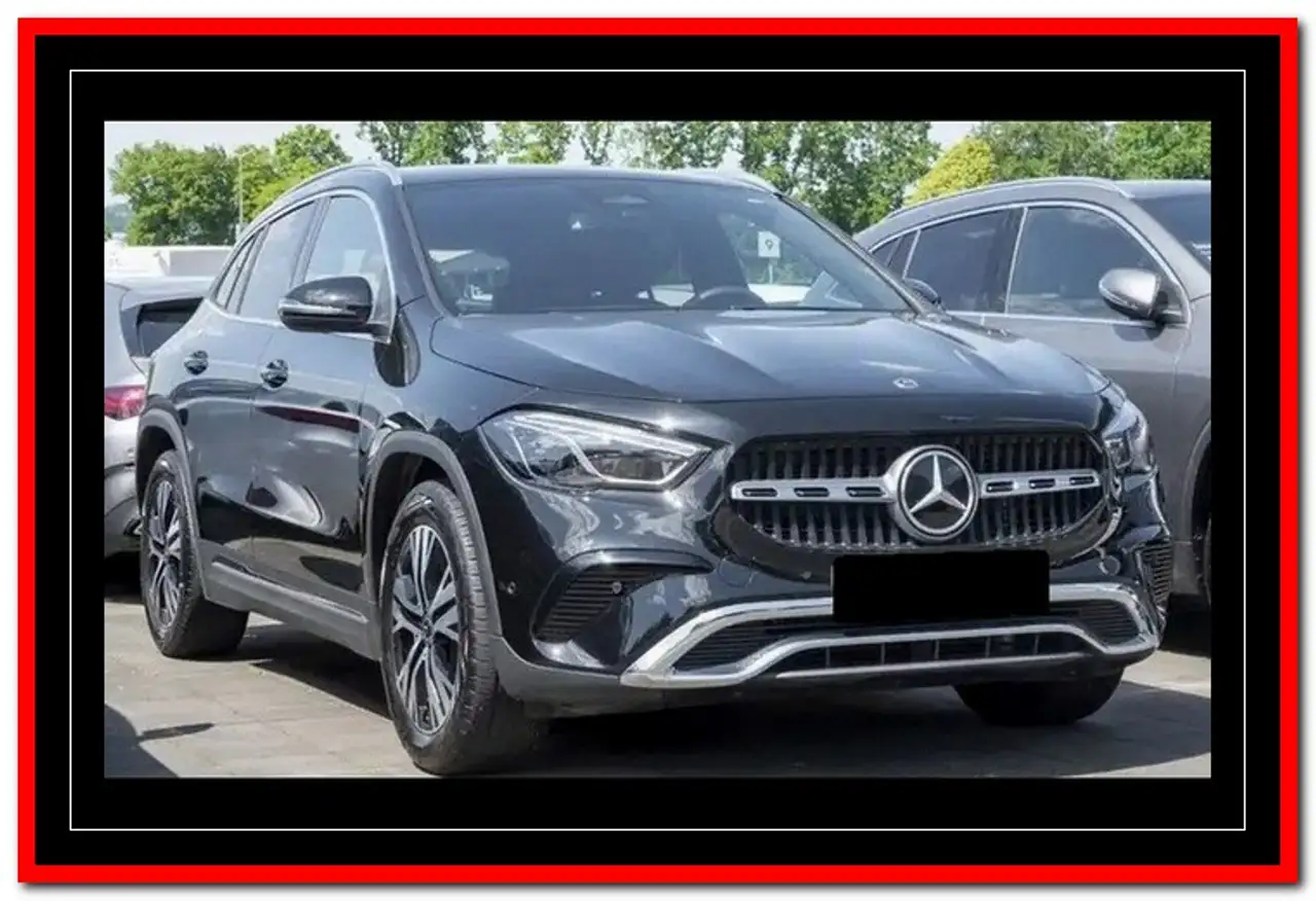 Mercedes-Benz GLA 220