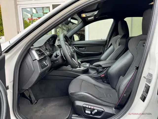 BMW M3 view 9