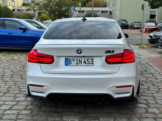 BMW M3 view 6