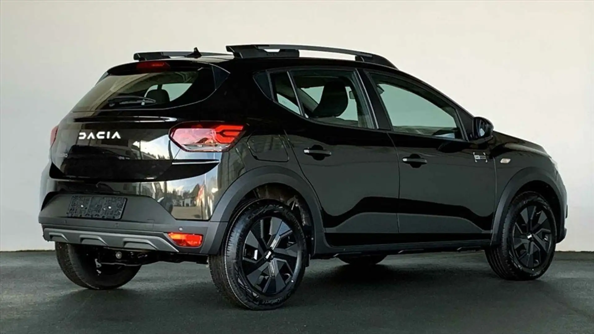 Dacia Sandero III Stepway 1,0 TCe 90 Expression DAB Schwarz - 2