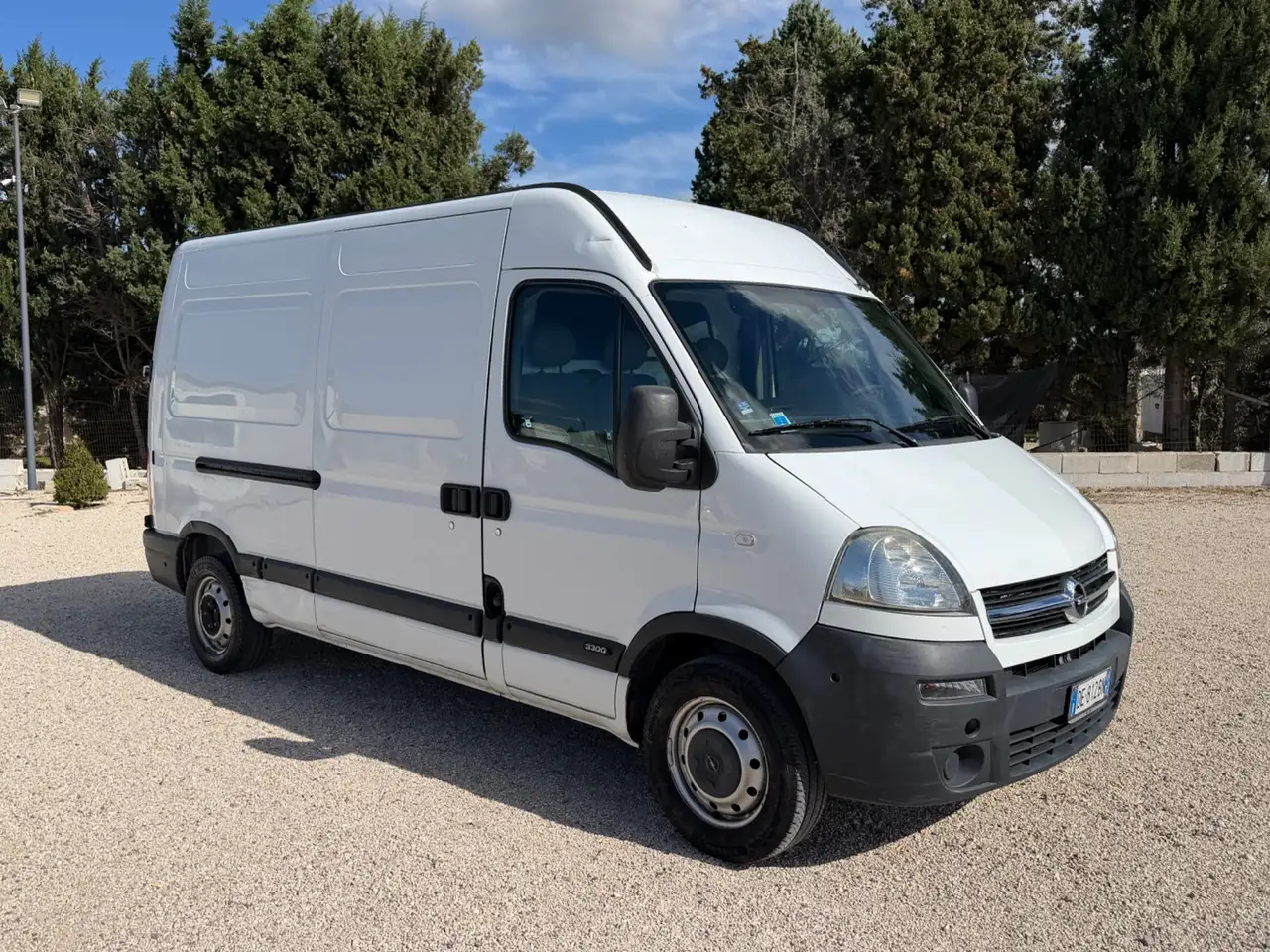 Opel Movano