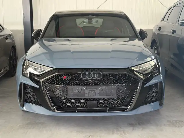 Audi RS3 Sportback qu. CARBON/adapt. Fahrwerk/Massage