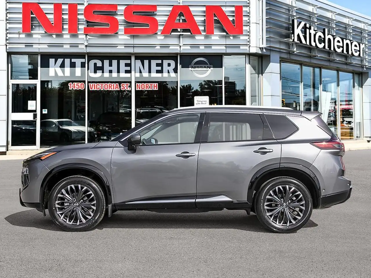 Nissan Rogue снимка Nissan Rogue