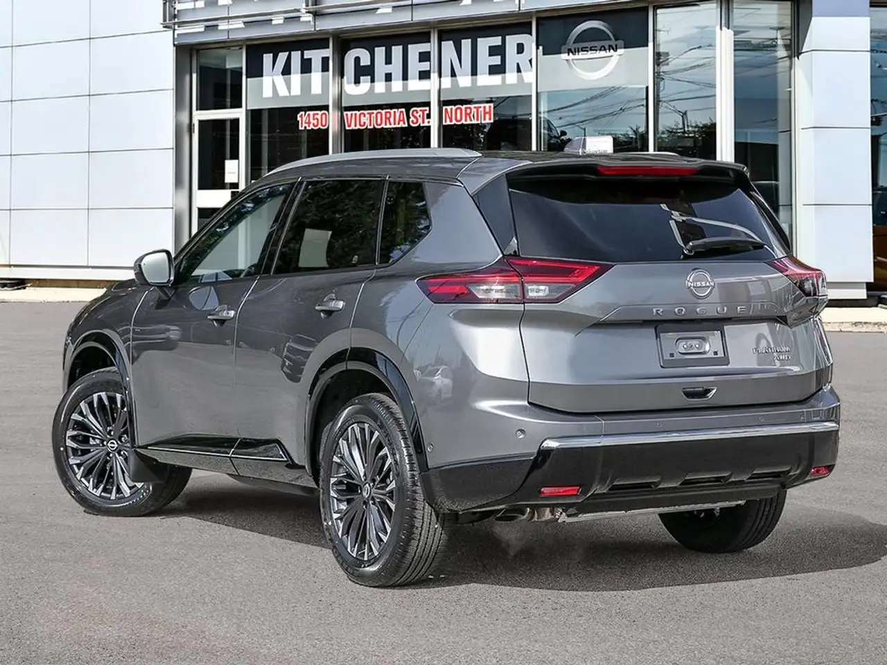 Nissan Rogue снимка Nissan Rogue