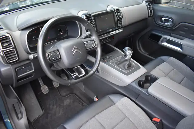 Citroen C5 Aircross view 4
