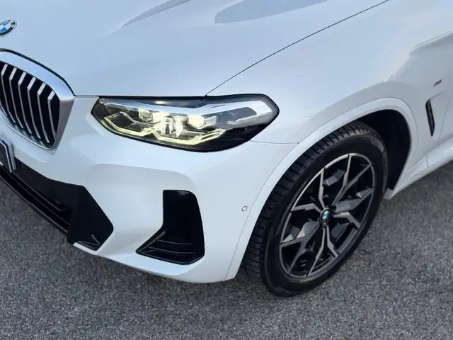 BMW X3 view 28