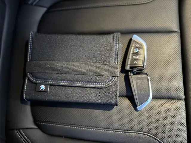 BMW X3 view 14