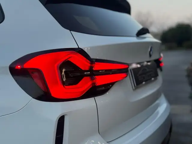 BMW X3 view 26