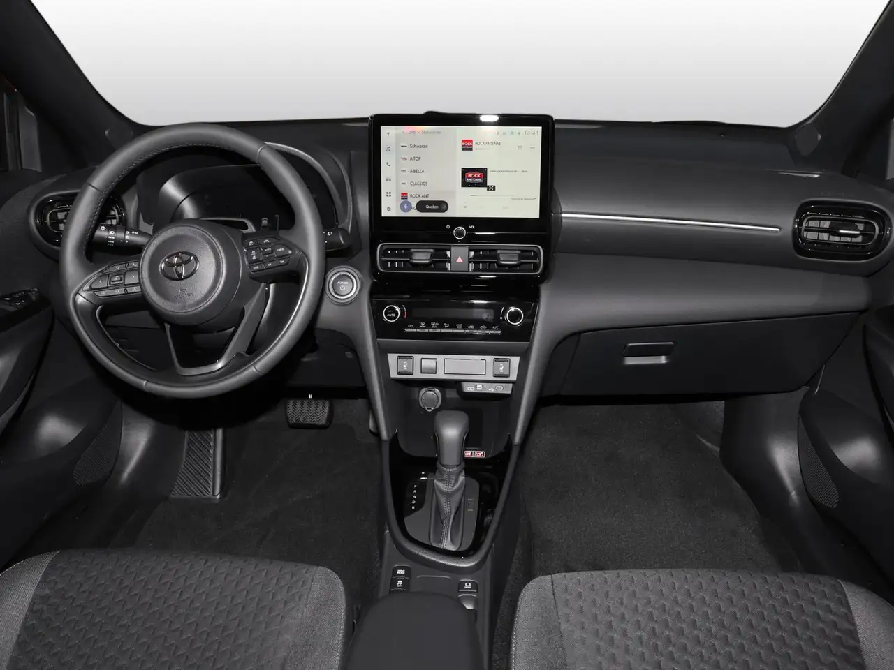 Toyota Yaris Cross Teamplayer Winter & Safety Paket 8