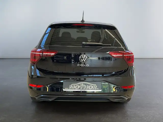 Volkswagen Polo view 5